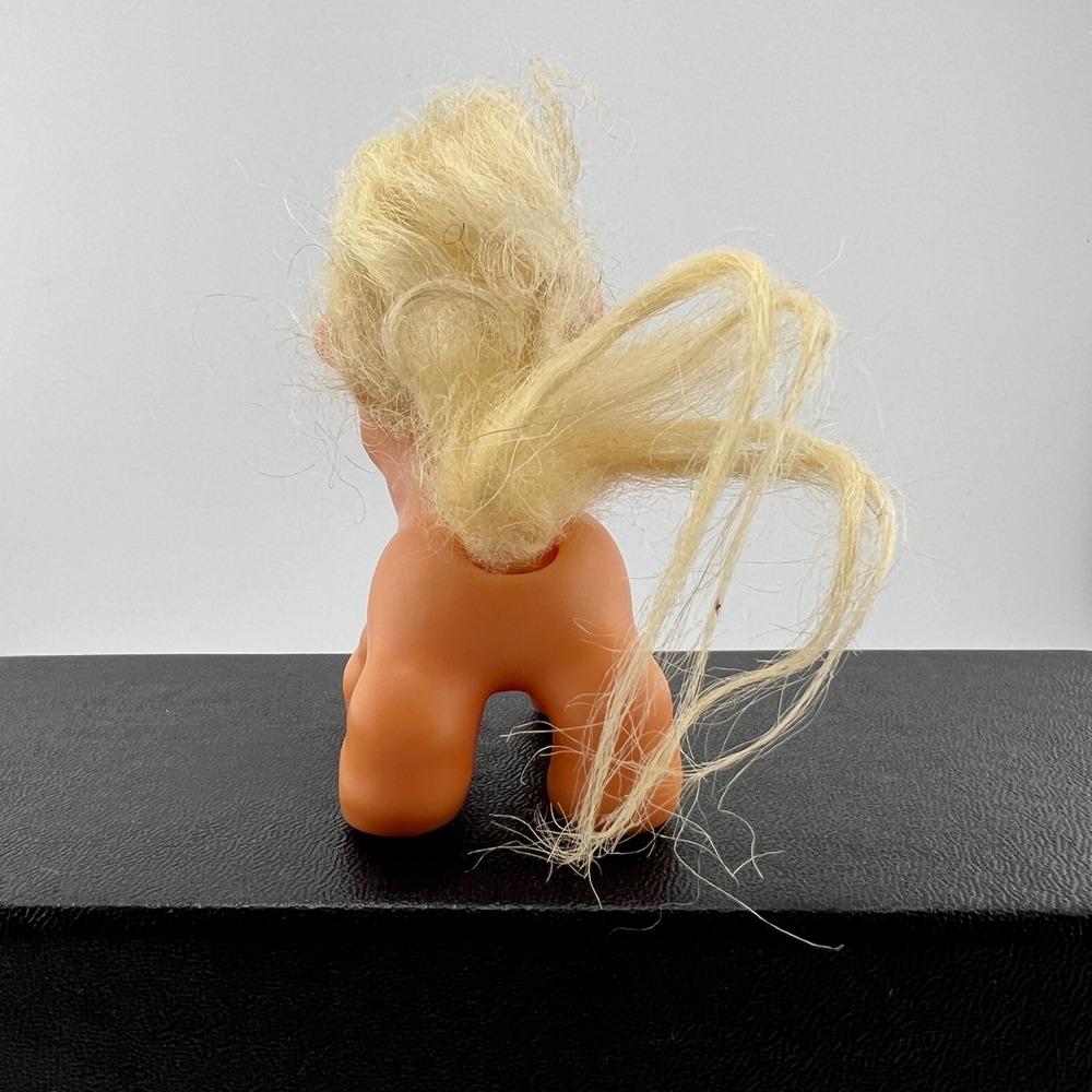 RARE Vintage Denmark Dam Troll Horse Figure Peach Vinyl Blonde Hair Amber Eyes - Picture 4 of 8